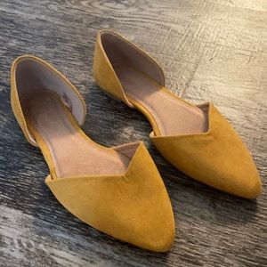 Women’s Size 6 Yellow Flats